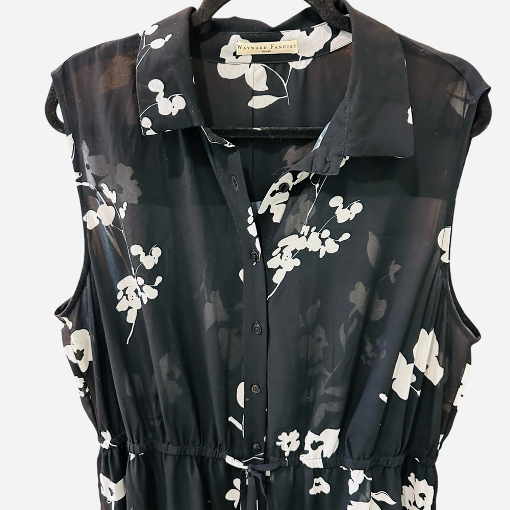 Wayward Fancies sheer sleeveless black white floral button down tiered dress - Picture 4 of 10